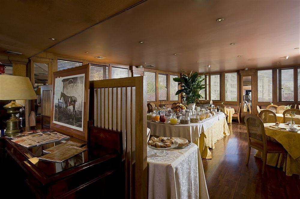 Polo Hotel Roma Restaurant foto